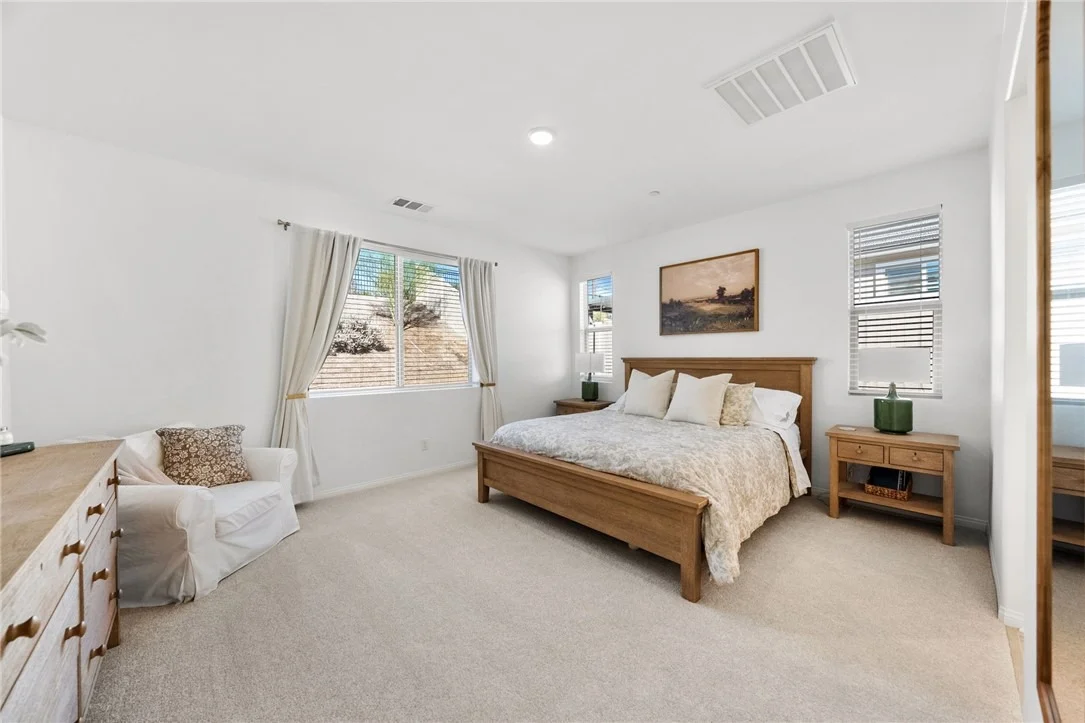 Photo of 21206 Saratoga Drive