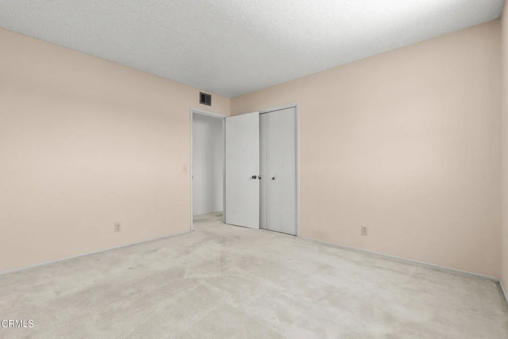 Photo of 207 Gorrion Avenue