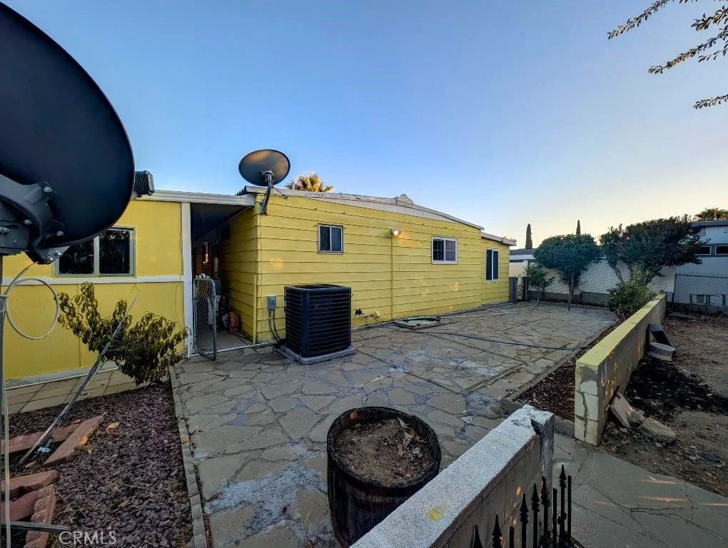 Photo of 10213 Overland