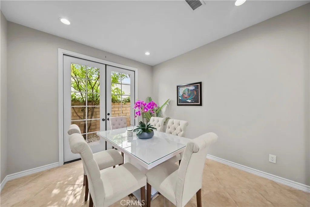 Photo of 23912 Lakeside Road