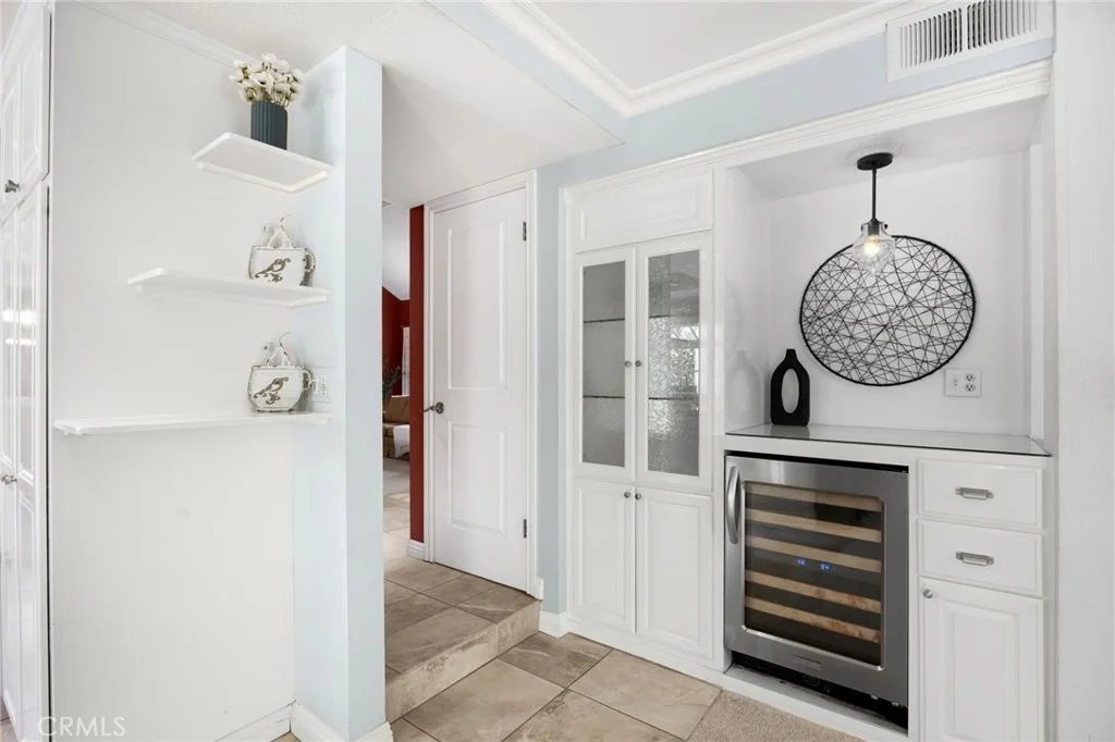 Photo of 769 Oak Knoll Street