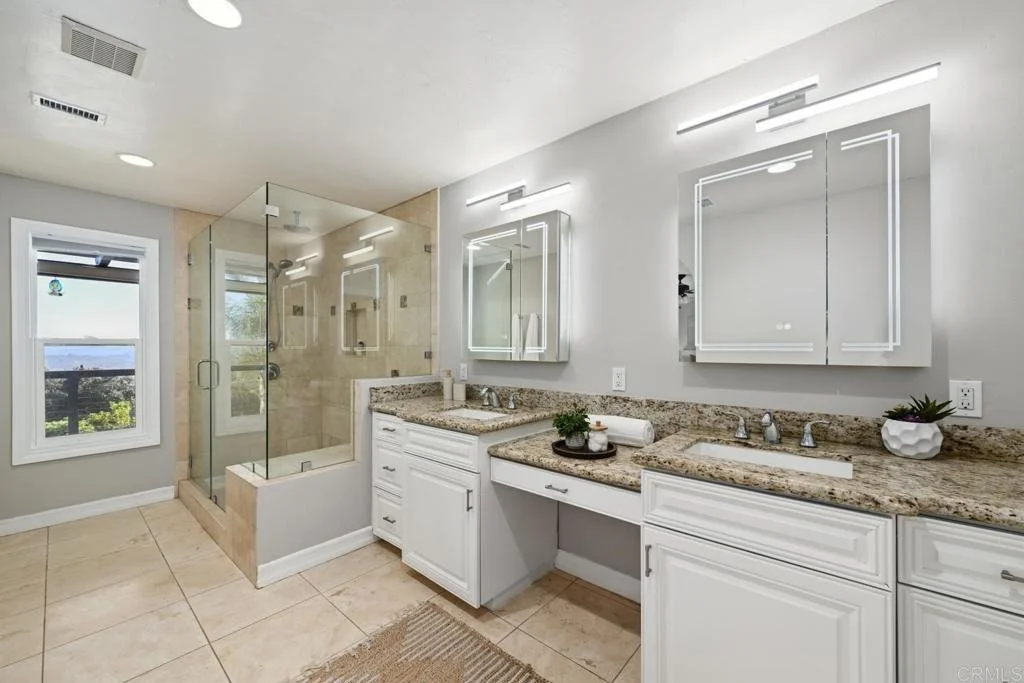 Photo of 1118 Orangewood Drive