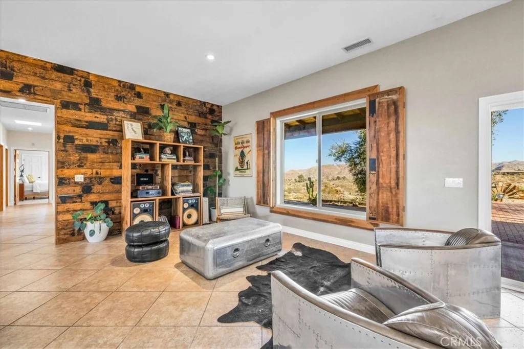 Photo of 7423 Juniper Road