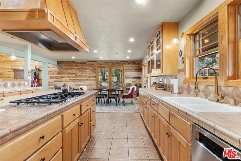 Photo of 28200 Pine Canyon Road