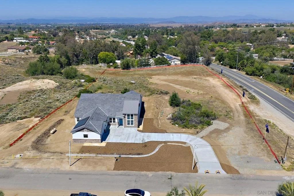 Photo of 39127 Corte Venture