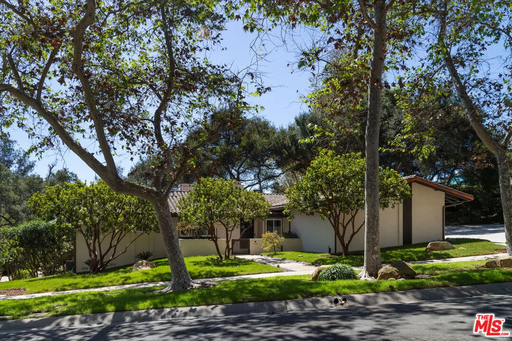 Photo of 109 Coronada Circle