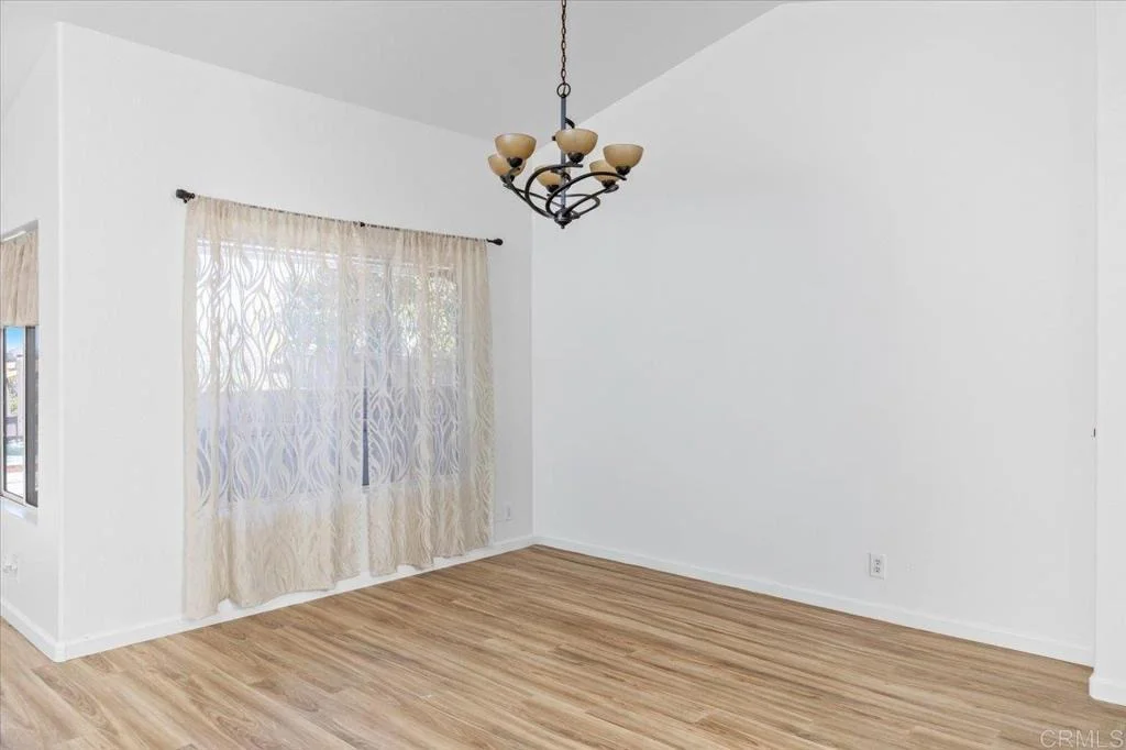 Photo of 878 Rivertree Drive