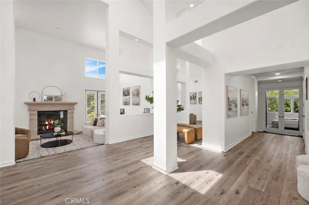 Photo of 1582 White Alder