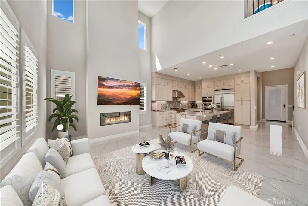 Photo of 220 Amber Oak