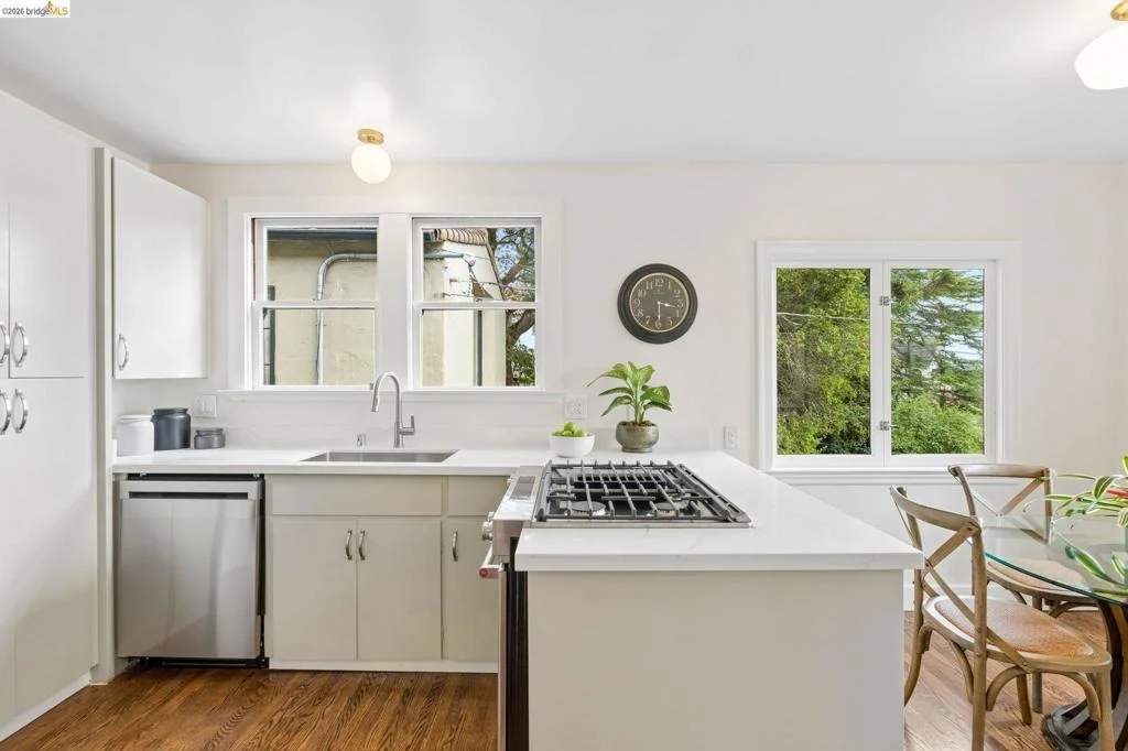 Photo of 765 Euclid Ave