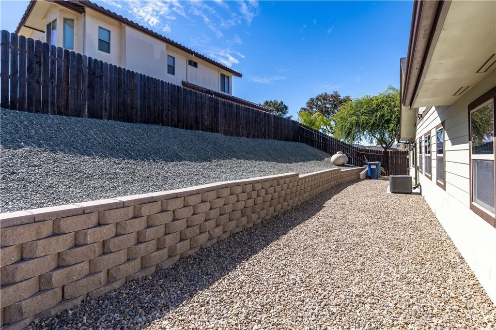 Photo of 2225 Holly Drive