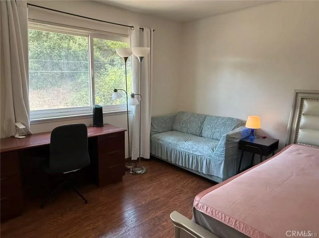 Photo of 20744 Earlgate