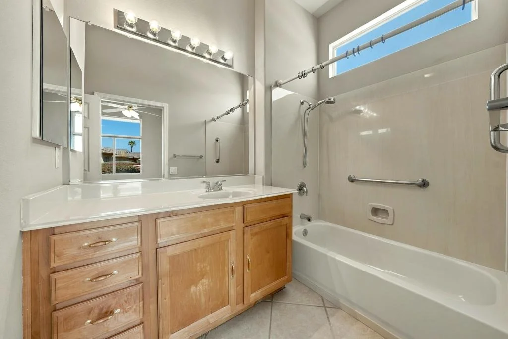 Photo of 35518 Moorbrook Road