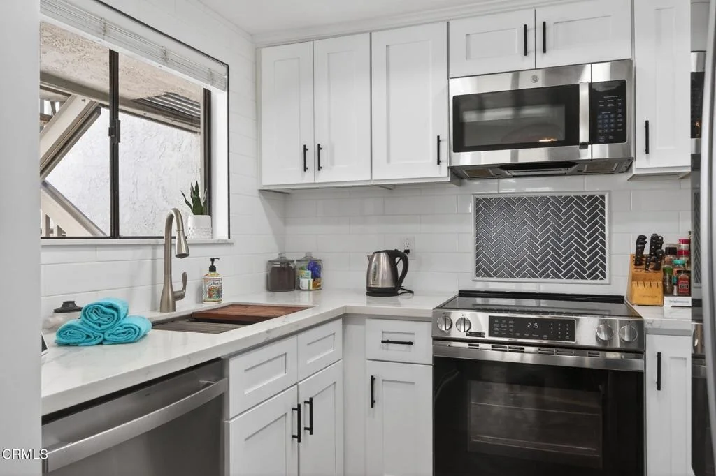 Photo of 2955 Harbor Boulevard