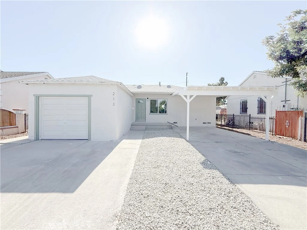 Photo of 213 N Broadacres Avenue