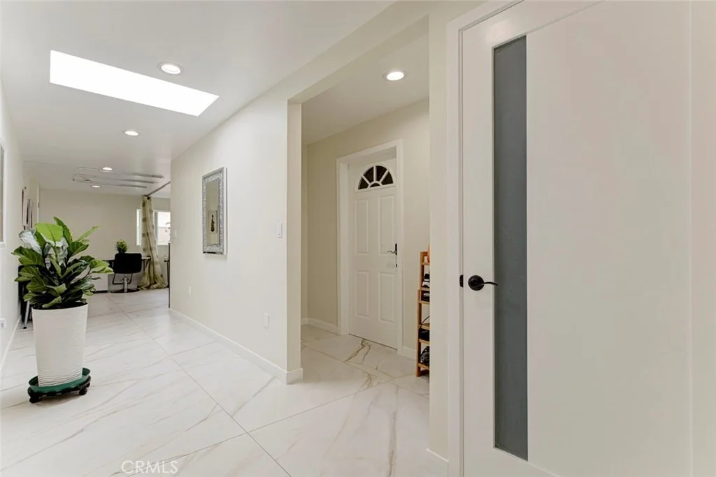 Photo of 1503 Coronel