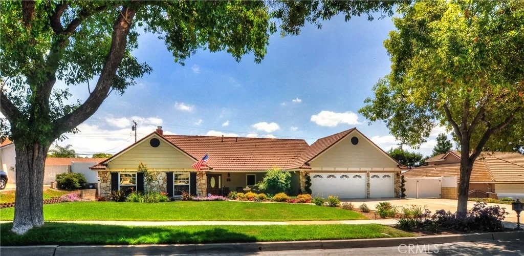 Photo of 1714 N Vallejo Way