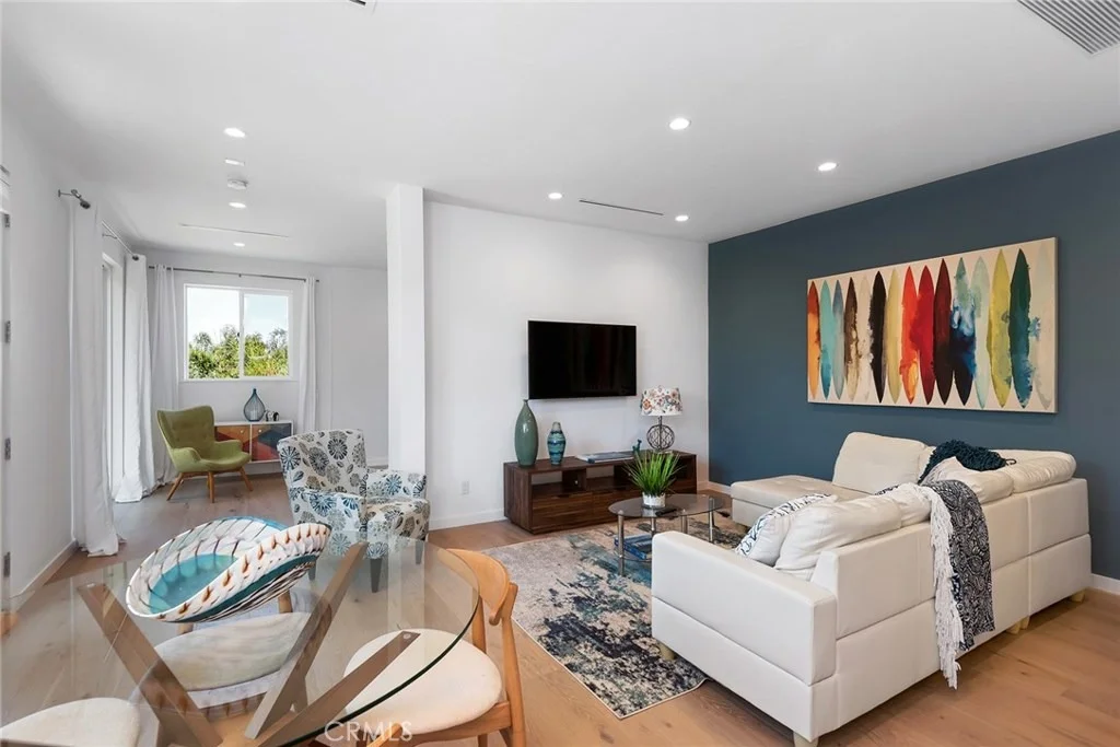 Photo of 5600 ROUND MEADOW Road