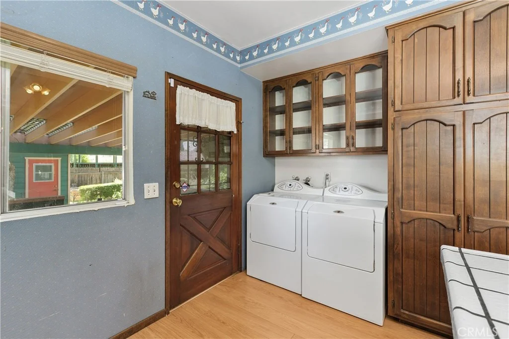 Photo of 3892 Oakwood Place
