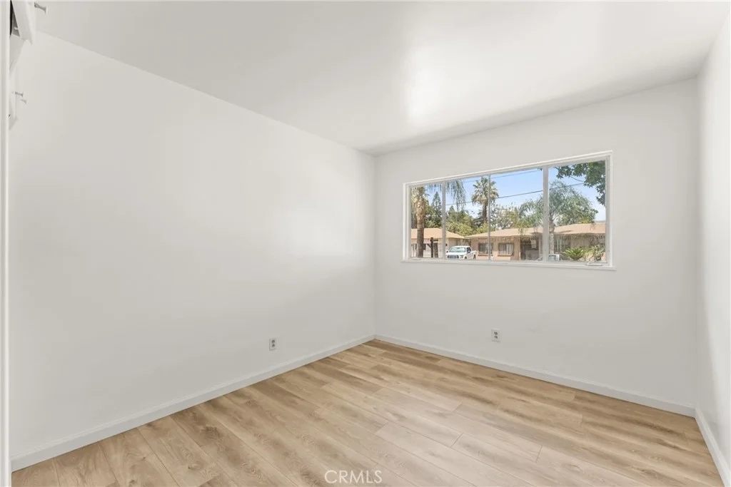 Photo of 237 W Van Koevering Street