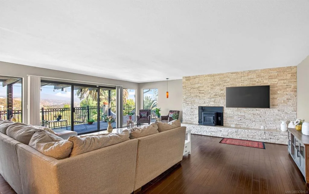 Photo of 11330 Crazy Horse Dr