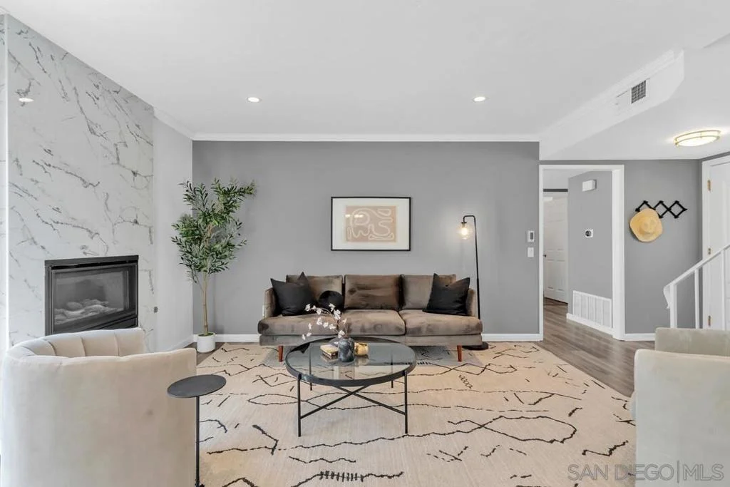 Photo of 9885 Aldergrove Lane