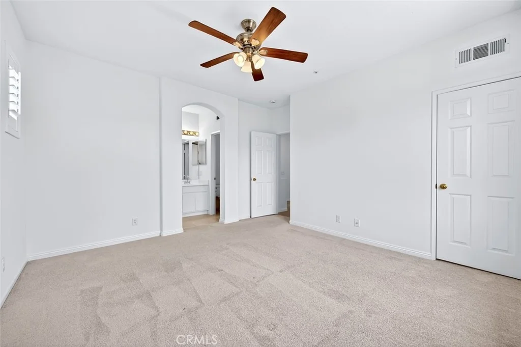 Photo of 447 Ridgeway
