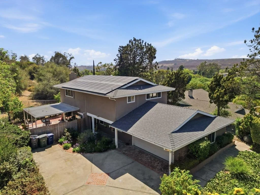 Photo of 5625 Lake Vista Drive