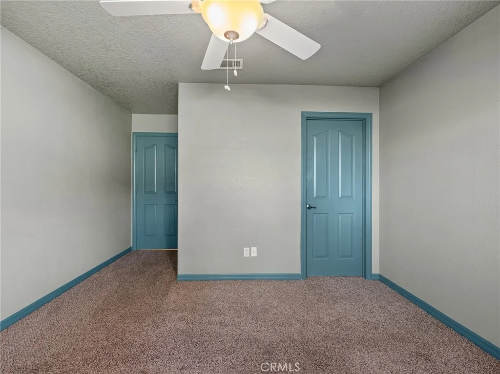 Photo of 15850 Elcona