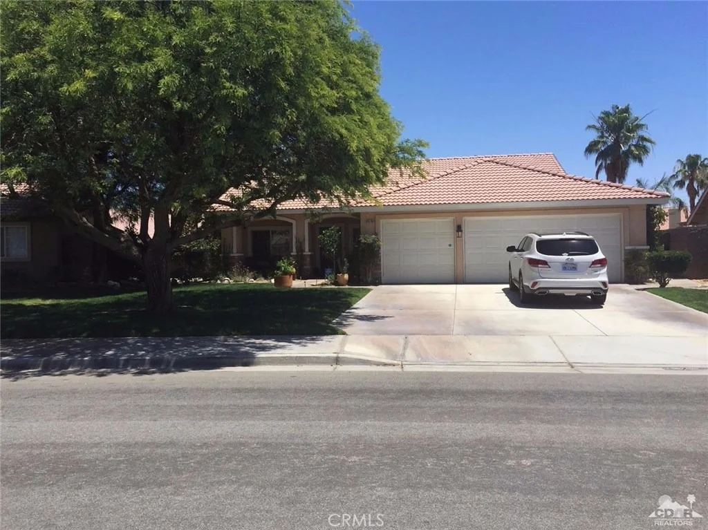 Photo of 45190 Birchcrest Circle