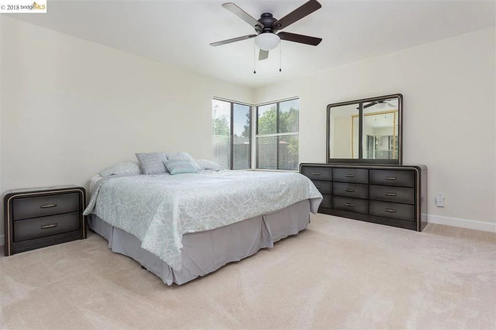 Photo of 284 Persimmon Dr