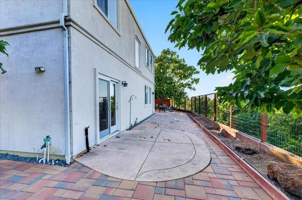 Photo of 232 Overlook Terrace