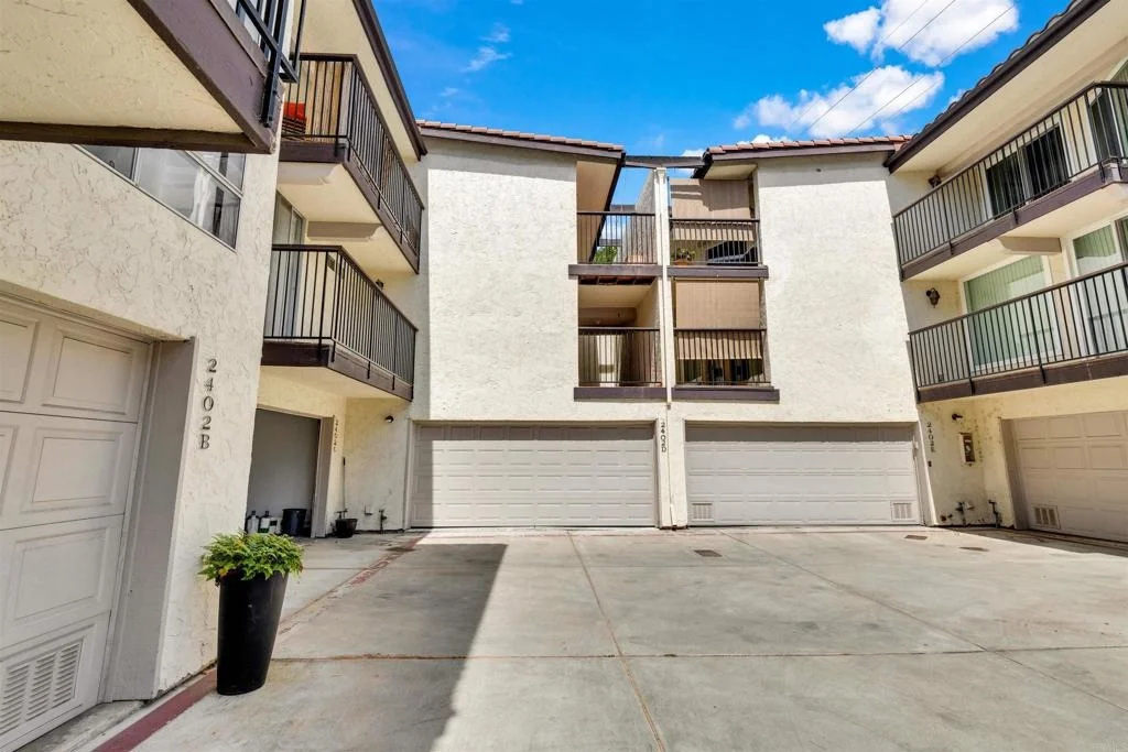 Photo of Unit D at 2402 Altisma Way