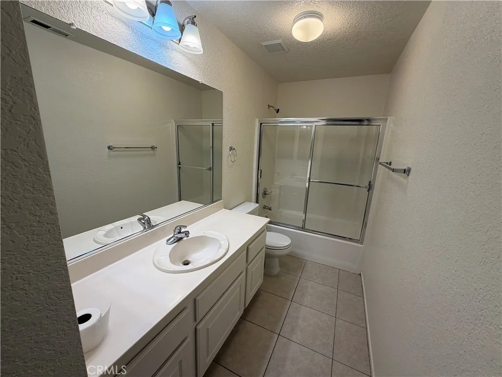 Photo of 38646 Annette Avenue