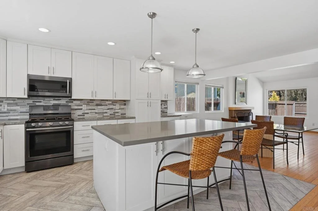 Photo of 979 Calma Drive
