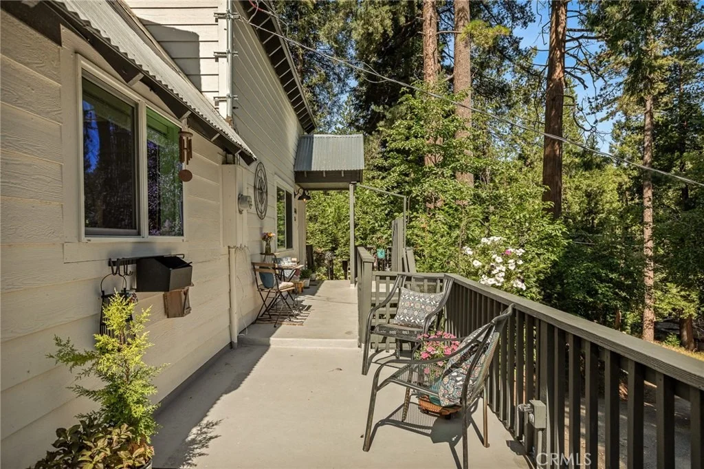 Photo of 660 Spring Drive