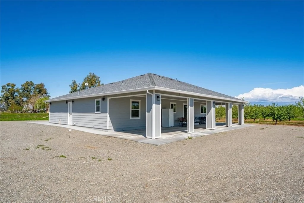 Photo of 24565 Foster Road