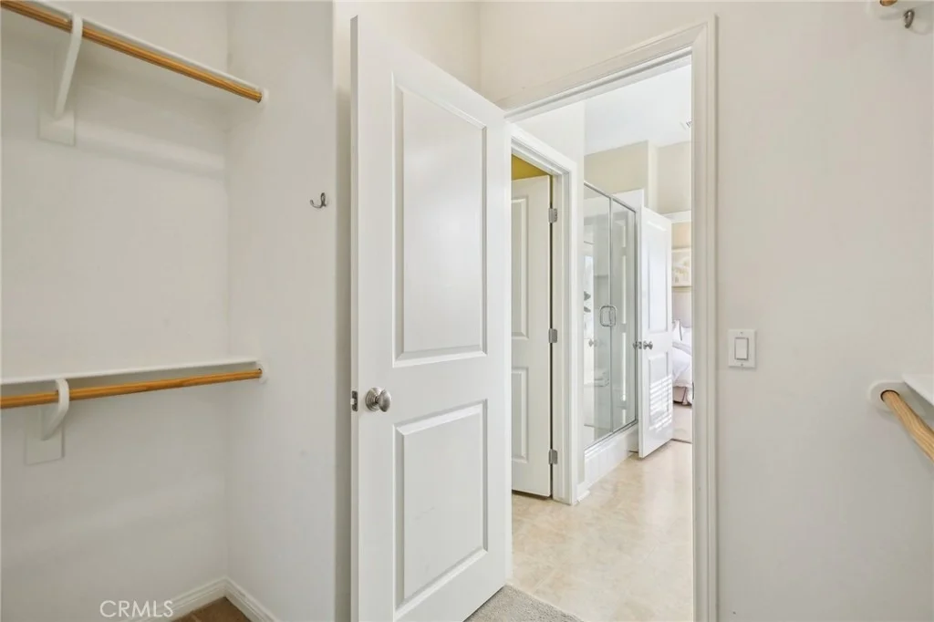 Photo of 76 Bianco