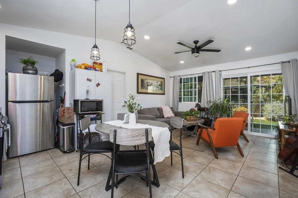 Photo of 902 Loma View