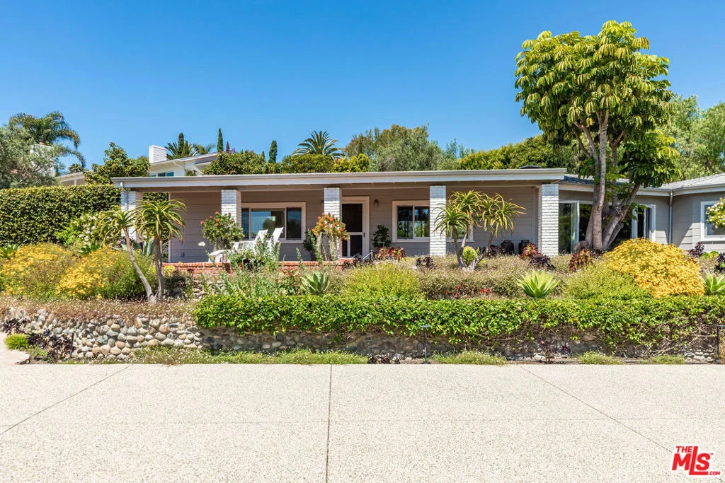 Photo of 28901 Boniface Drive