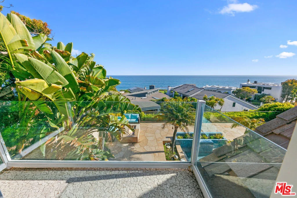 Photo of 31522 Broad Beach Road