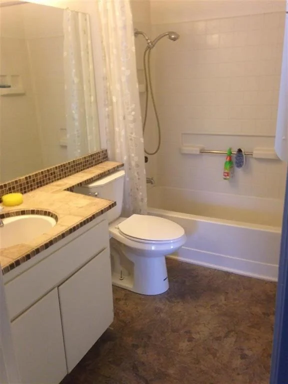 Photo of 304 Riverview Way