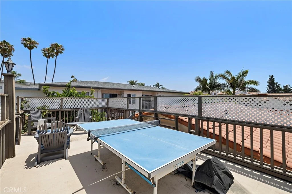 Photo of 102 Corona
