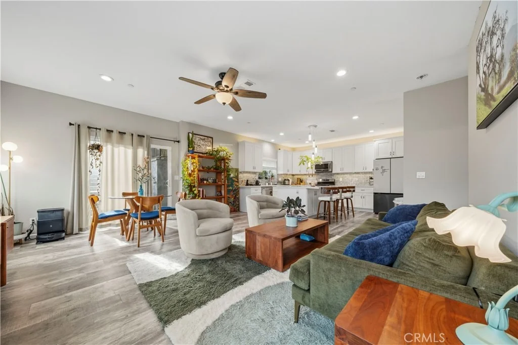 Photo of 1650 Paraiso