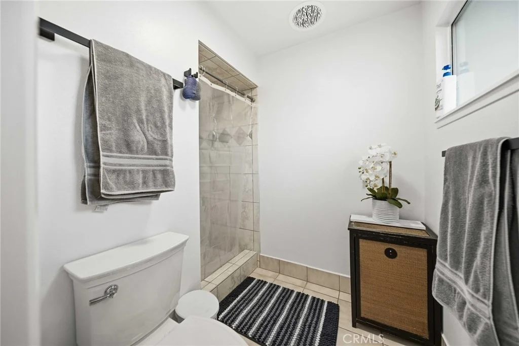 Photo of 539 W Avenue J11