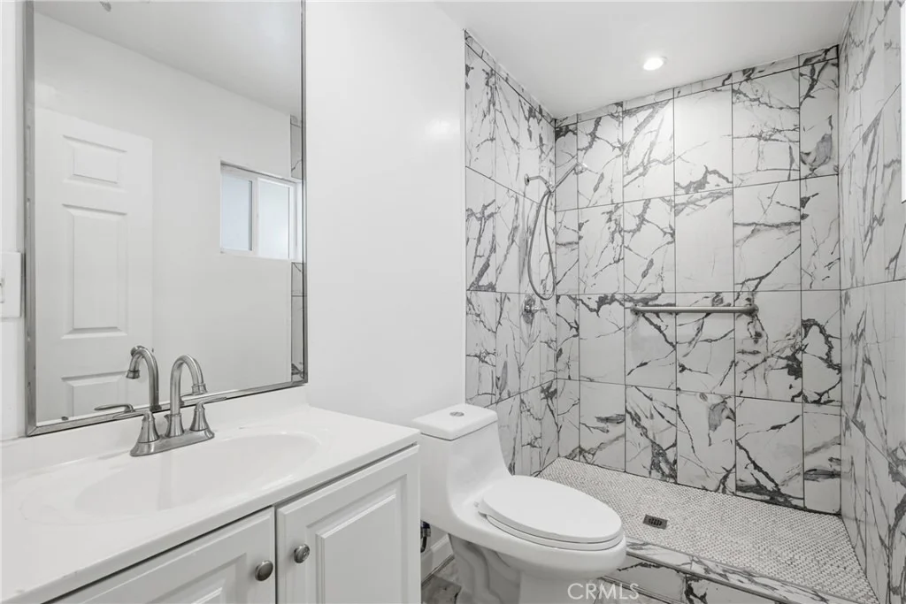 Photo of 8302 Webb
