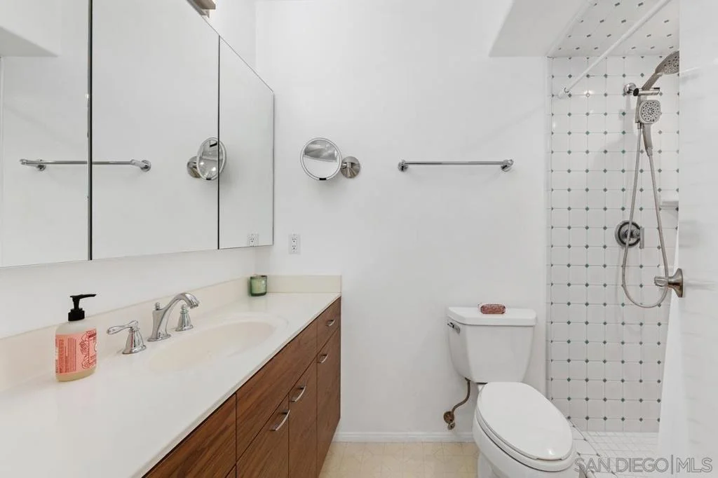 Photo of 1216 Merritt Dr