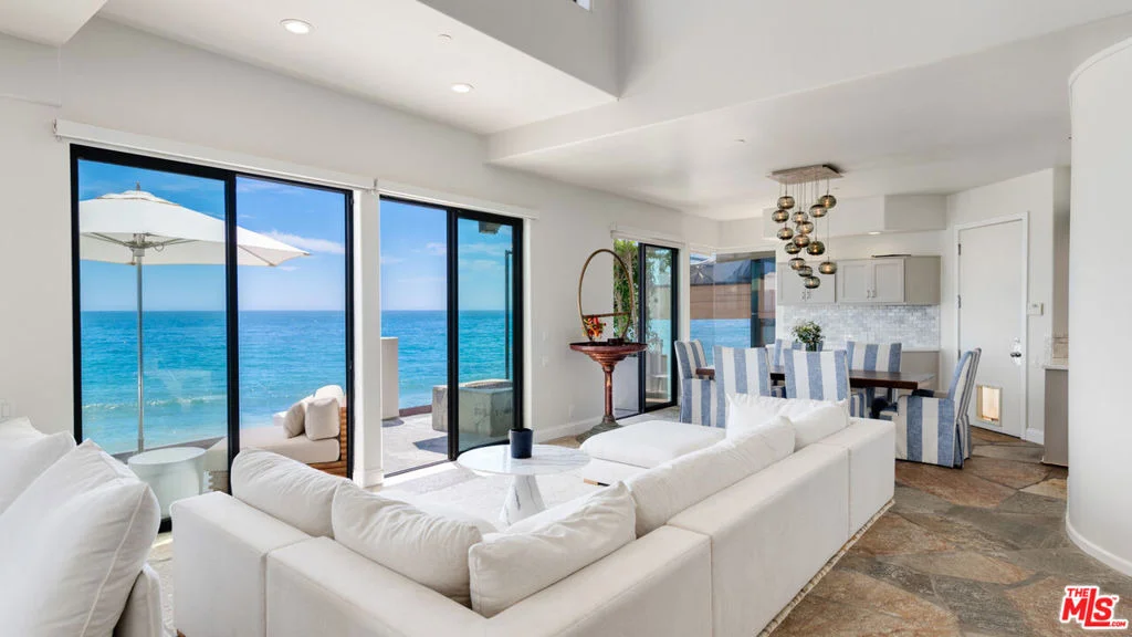 Photo of 25252 Malibu Road