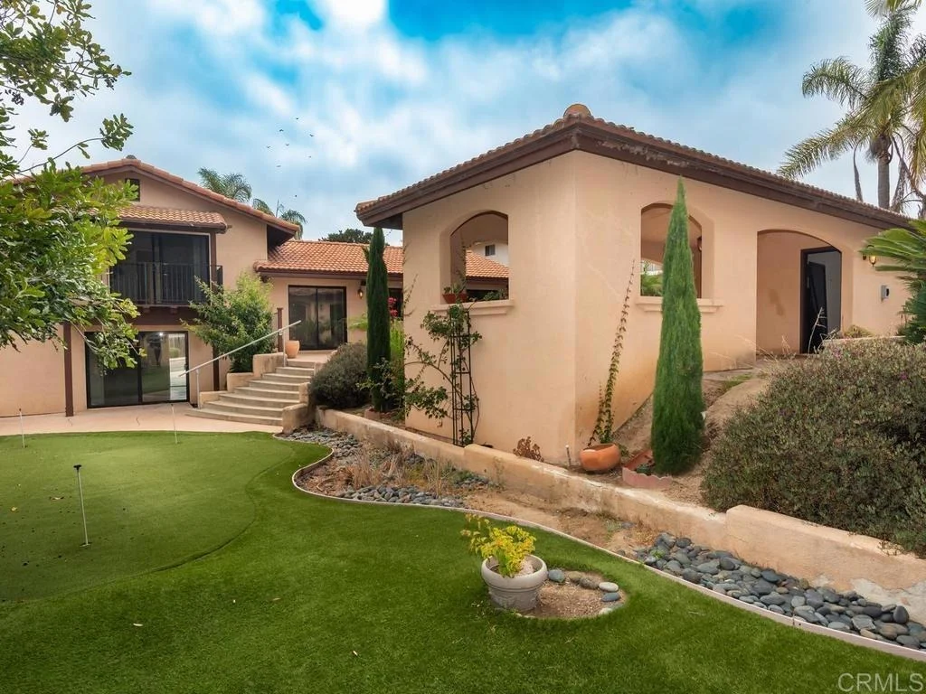 Photo of 4798 Hillside Drive