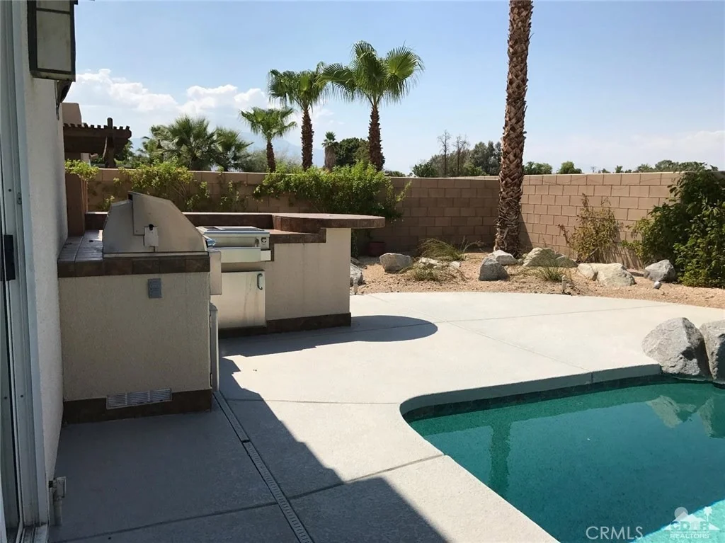 Photo of 10 Tucson Circle